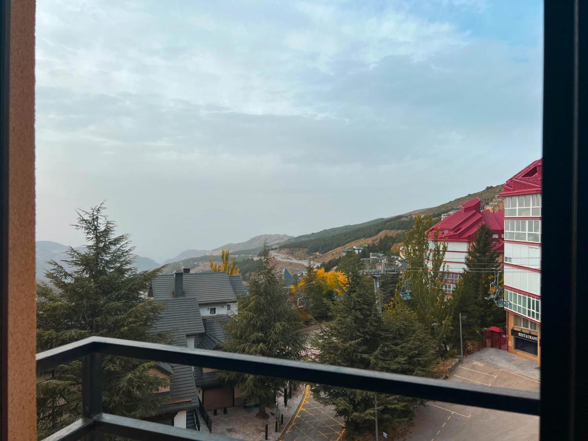 Apartamentos A Vivir Sierra Nevada 3000 Екстериор снимка